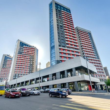 Petrovdom 41B-59B-90B-77B Stunning City View Apartments At Rc Kvartet, Central Railway Station Kiev Exterior foto