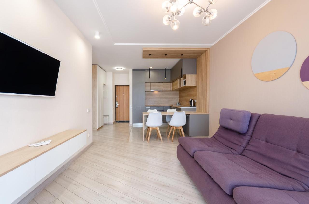 Petrovdom 41B-59B-90B-77B Stunning City View Apartments At Rc Kvartet, Central Railway Station Kiev Exterior foto