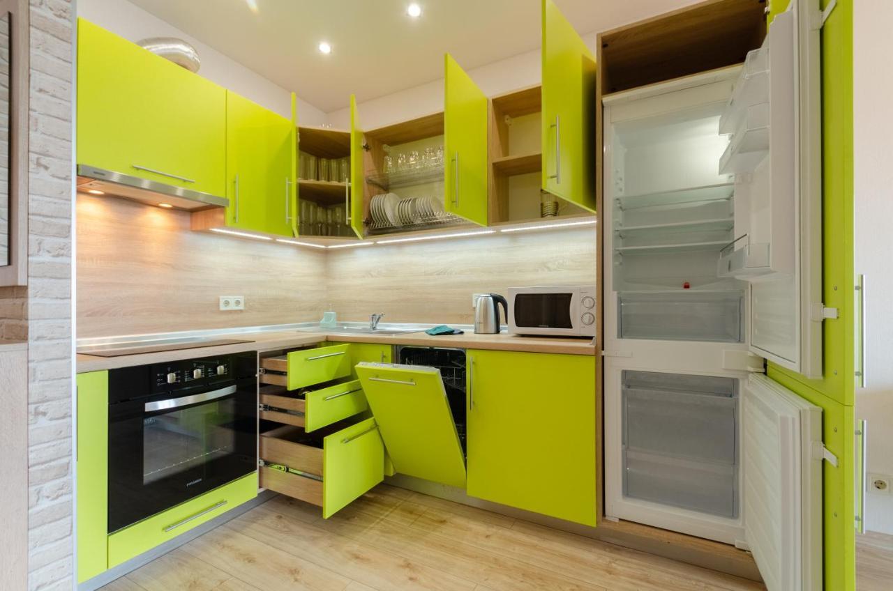 Petrovdom 41B-59B-90B-77B Stunning City View Apartments At Rc Kvartet, Central Railway Station Kiev Exterior foto