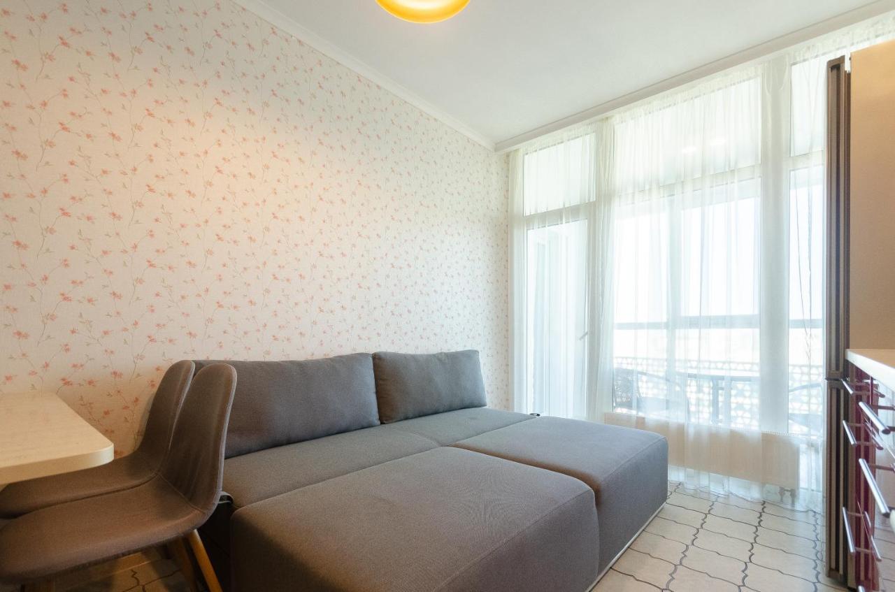 Petrovdom 41B-59B-90B-77B Stunning City View Apartments At Rc Kvartet, Central Railway Station Kiev Exterior foto
